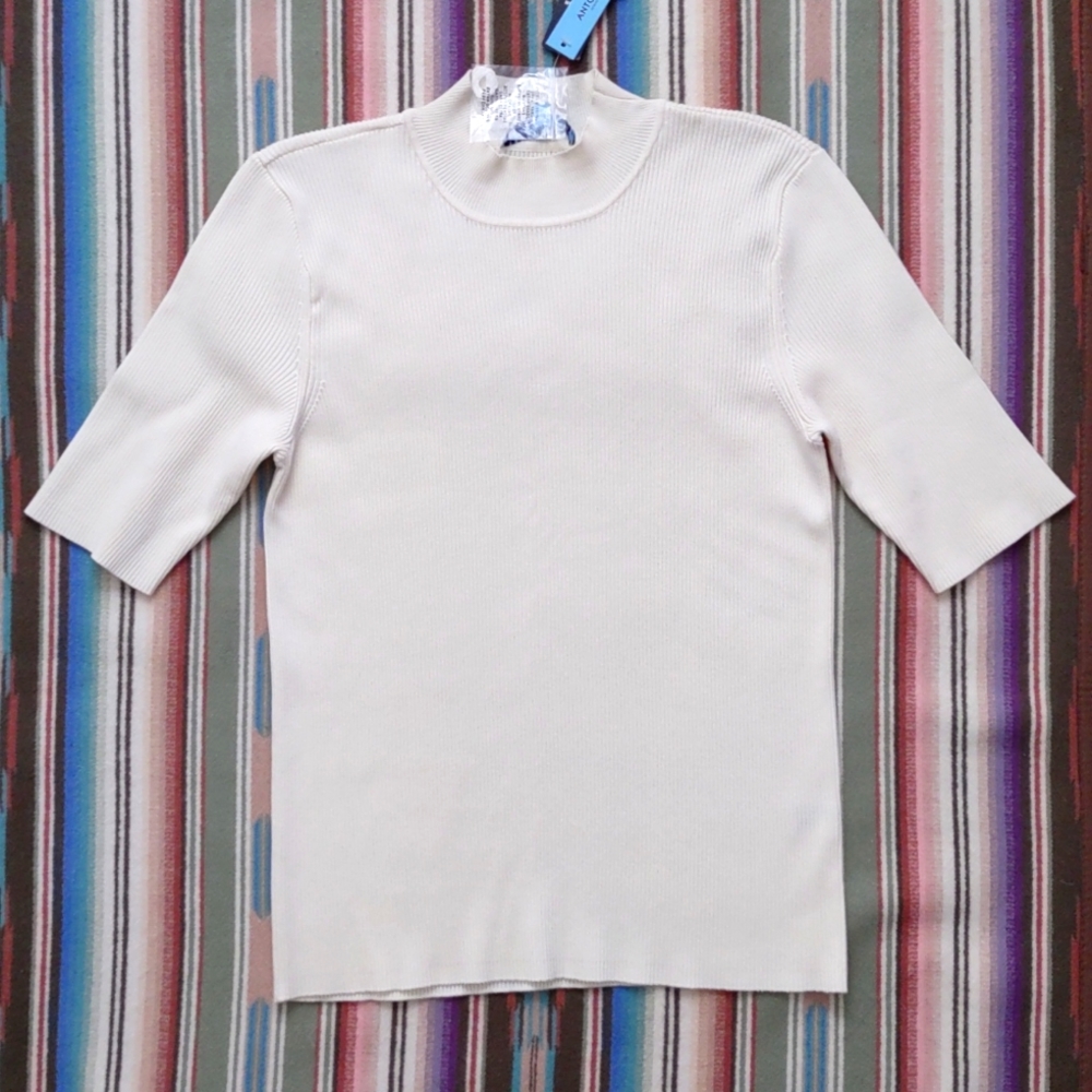 Antonio Melani Cream Short Sleeve Sweater